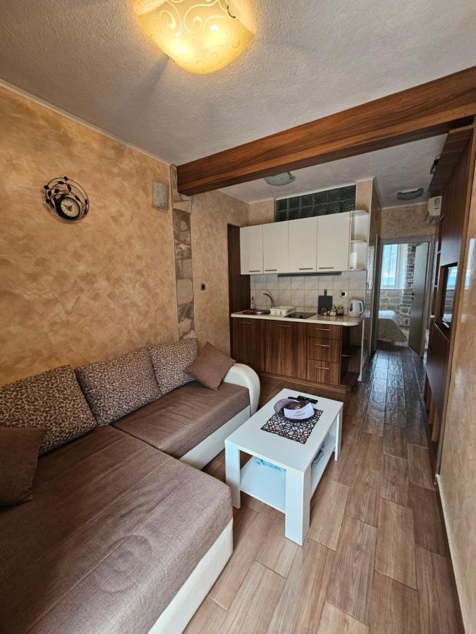 Lanterna Apartments Kotor Szoba fotó