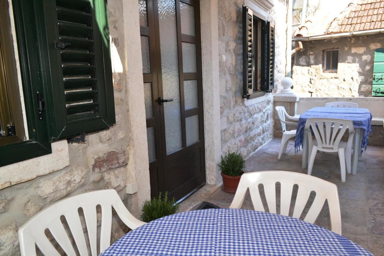 Lanterna Apartments Kotor Szoba fotó